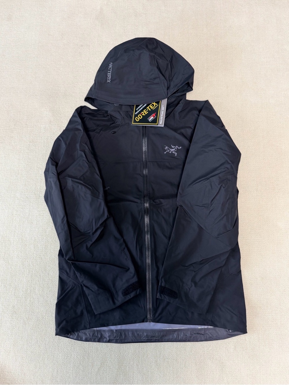 Arc'teryx Black GORE-TEX Hooded Shell Jacket